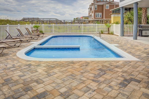 Rénovation piscine coque : redonnez vie à votre espace aquatic